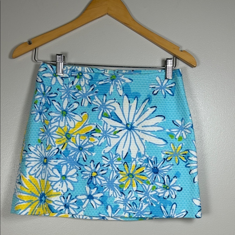 Lilly Pulitzer Blue and Yellow Floral Mini Tate Daisy Dance Allover Skirt